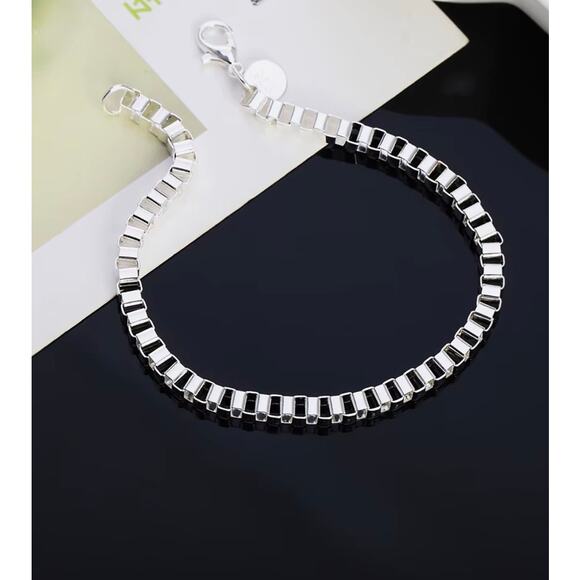 925 Stamped Silver 20CM Bracelet for man woman classic 4MM box chain - Picture 3 of 4